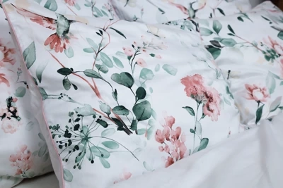 Pościel w kolibry na pastelowym tle 200x200 \ 70x80